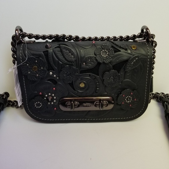Coach Handbags - NEW Coach Swagger 20 Black Flower Tea Rose Purse